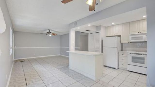 310 S J Street 2, Lake Worth Beach, FL 33460