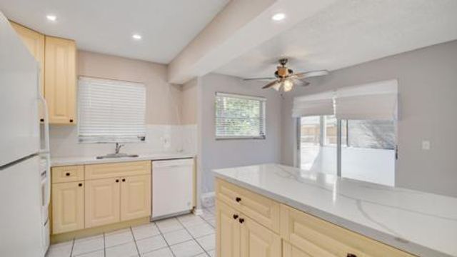 310 S J Street 2, Lake Worth Beach, FL 33460