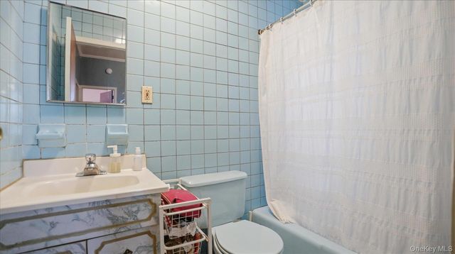 43-06 34 Avenue, Astoria, NY 11101