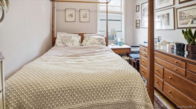 43-06 34 Avenue, Astoria, NY 11101