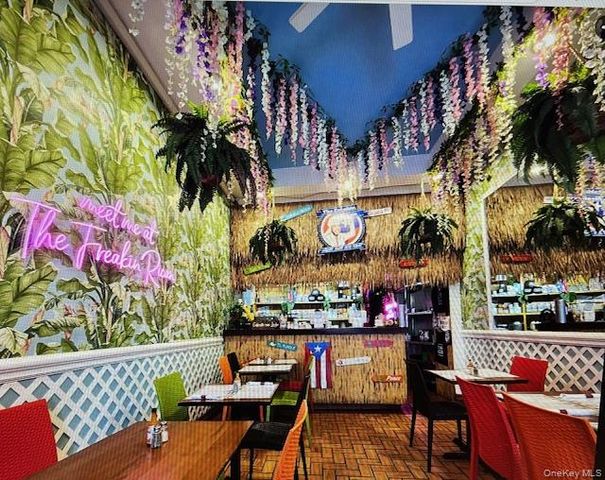 43-06 34 Avenue, Astoria, NY 11101