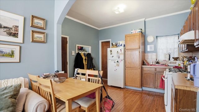 43-06 34 Avenue, Astoria, NY 11101