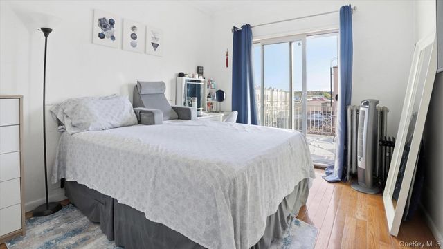 43-06 34 Avenue, Astoria, NY 11101
