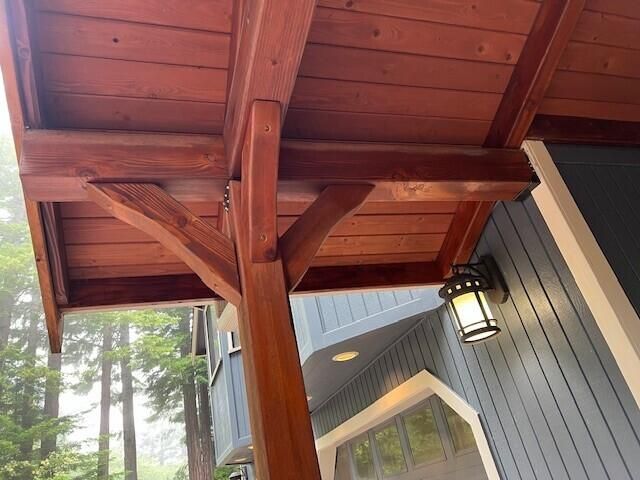 187 Burke Lane, Greenwood Heights, CA 95549