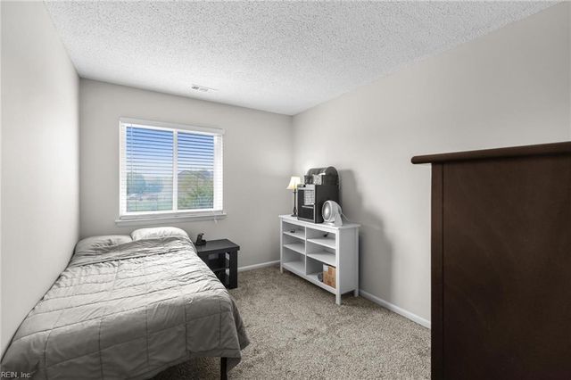 740 Quesnel DR, Virginia Beach, VA 23454