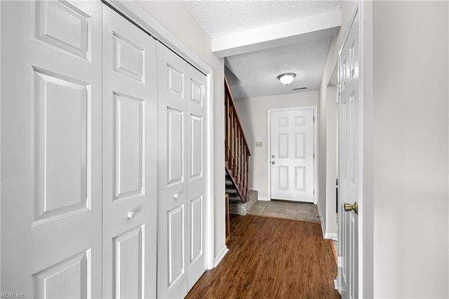 740 Quesnel DR, Virginia Beach, VA 23454