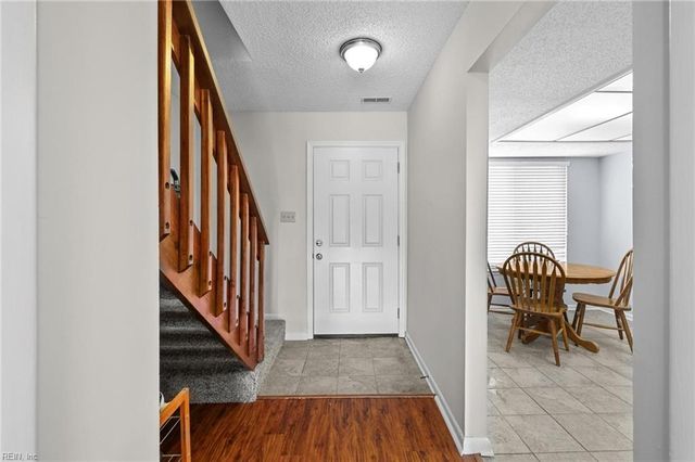 740 Quesnel DR, Virginia Beach, VA 23454