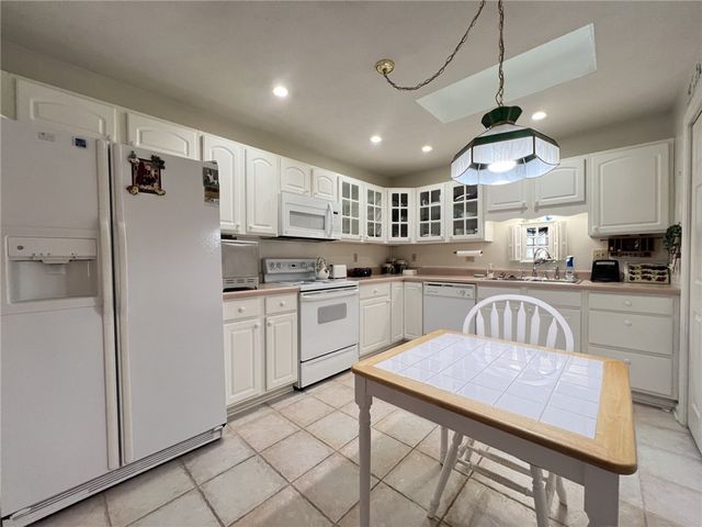 115 Sabra Court, North Union Twp, PA 15401