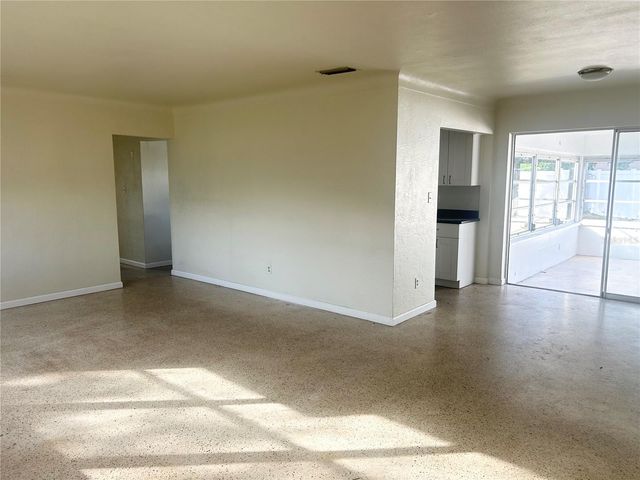 1200 63RD AVENUE N, St Petersburg, FL 33702