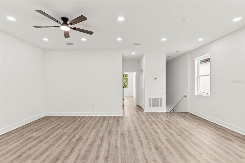 Image 21 of property listing at 2808 N 29TH STREET 2, Tampa, FL 33605