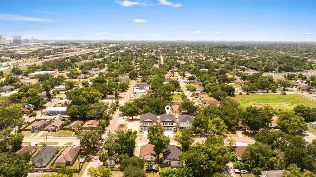 Image 32 of property listing at 2808 N 29TH STREET 2, Tampa, FL 33605