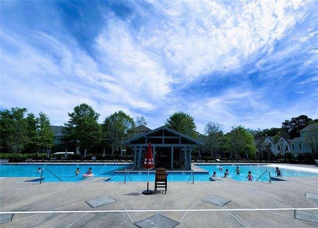 360 CHAMBERS Street 208, Woodstock, GA 30188