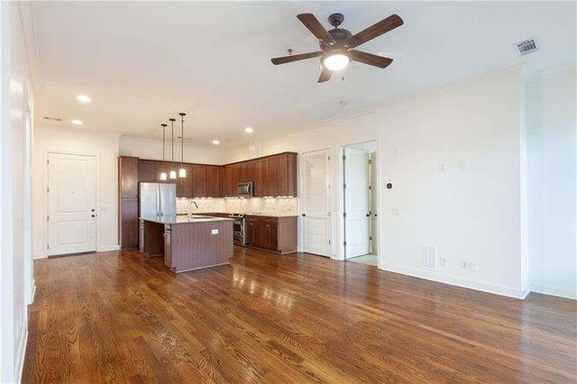 360 CHAMBERS Street 208, Woodstock, GA 30188