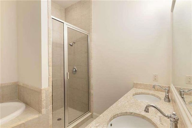 360 CHAMBERS Street 208, Woodstock, GA 30188