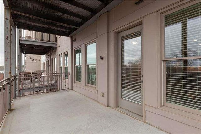 360 CHAMBERS Street 208, Woodstock, GA 30188