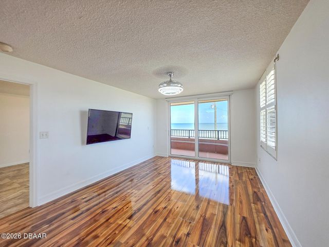 3360 Ocean Shore Blvd Apt 304, Ormond Beach, FL 32176