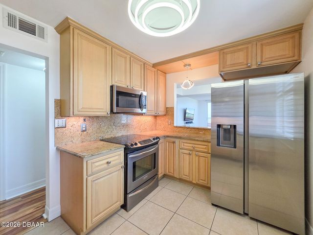 3360 Ocean Shore Blvd Apt 304, Ormond Beach, FL 32176
