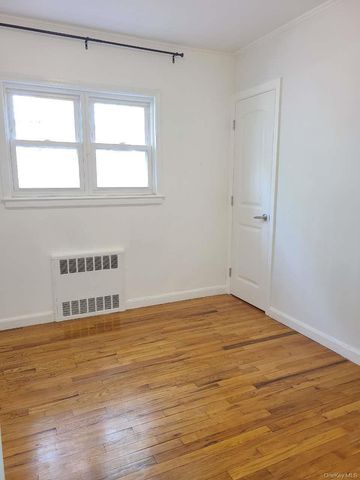 6473 Ellwell Crescent 1st Floor, Rego Park, NY 11374