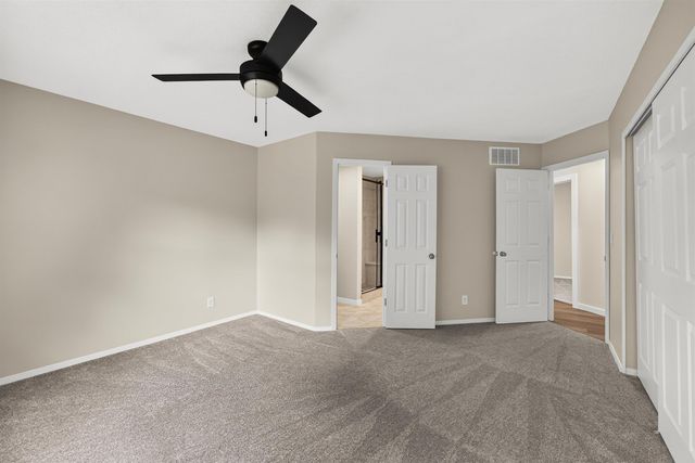 2219 N Basswood Ct, Derby, KS 67037