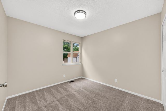 2219 N Basswood Ct, Derby, KS 67037