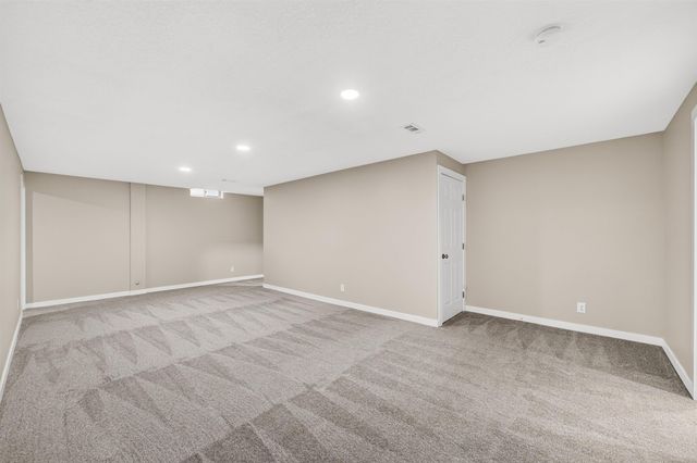 2219 N Basswood Ct, Derby, KS 67037
