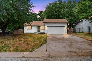 2219 N Basswood Ct, Derby, KS 67037