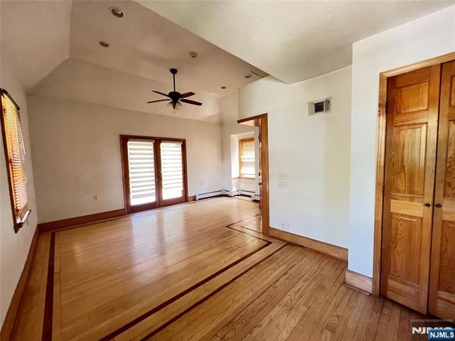 325 Bogert Avenue, Ridgewood, NJ 07450