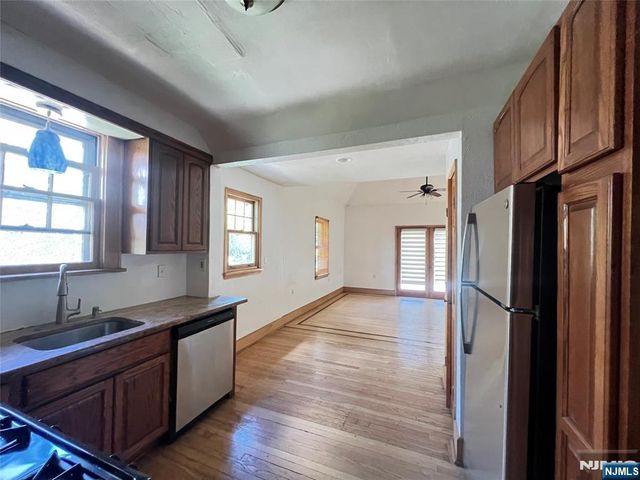325 Bogert Avenue, Ridgewood, NJ 07450