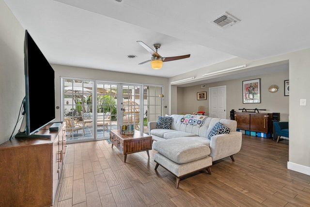 501 SW 8th Terrace, Boca Raton, FL 33486