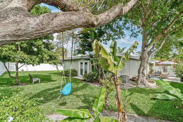 501 SW 8th Terrace, Boca Raton, FL 33486