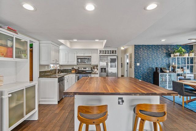 501 SW 8th Terrace, Boca Raton, FL 33486