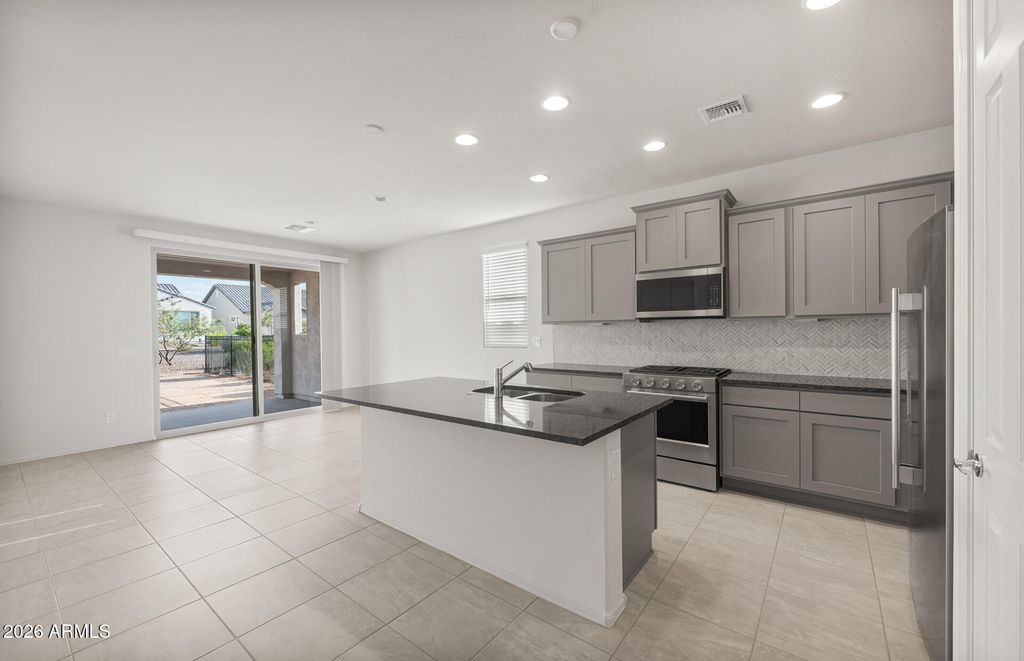 26969 W MELINDA Lane, Buckeye, AZ 85396 — photo 5
