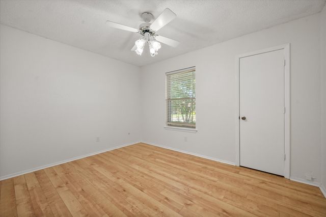 5100 Lasalle Drive, Arlington, TX 76016