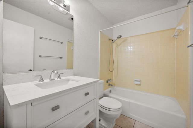 5100 Lasalle Drive, Arlington, TX 76016