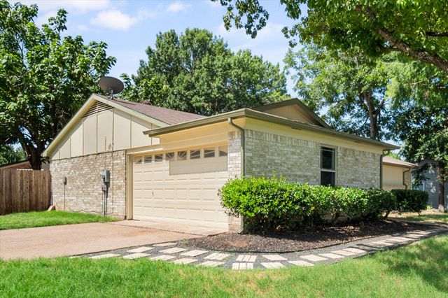 5100 Lasalle Drive, Arlington, TX 76016