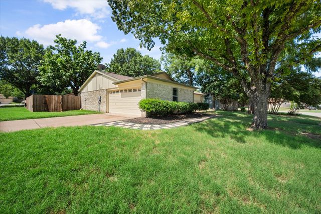 5100 Lasalle Drive, Arlington, TX 76016