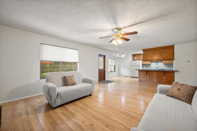 5100 Lasalle Drive, Arlington, TX 76016