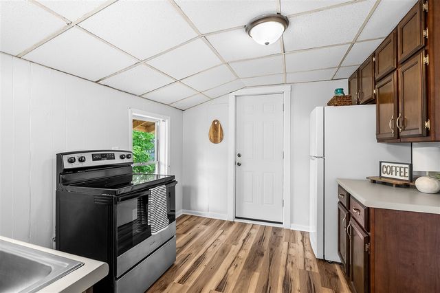 105 N George Street, Decatur, MI 49045