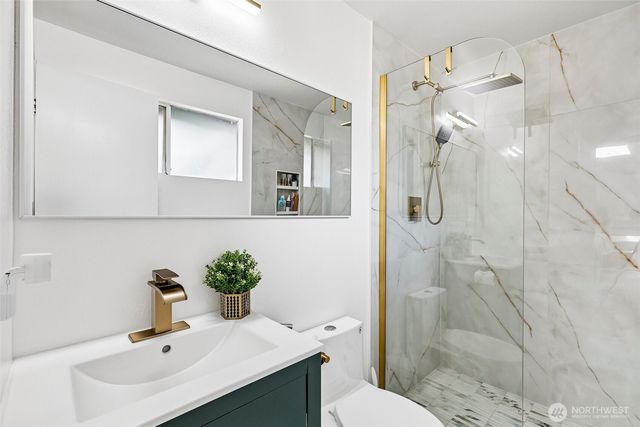 9232 NE 139th Street, Kirkland, WA 98034