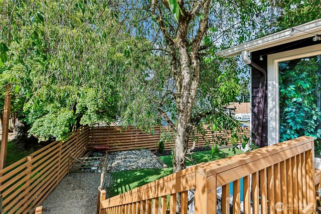 9232 NE 139th Street, Kirkland, WA 98034