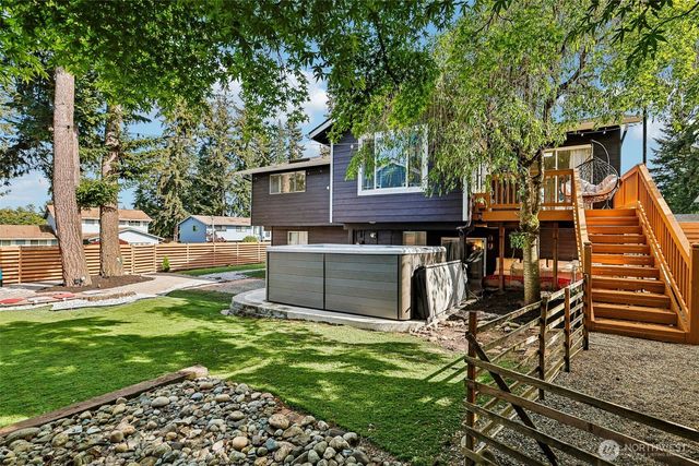9232 NE 139th Street, Kirkland, WA 98034