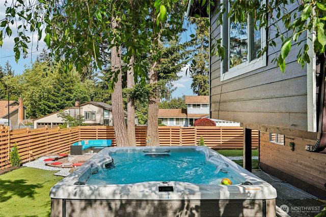 9232 NE 139th Street, Kirkland, WA 98034