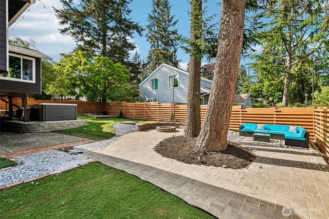 9232 NE 139th Street, Kirkland, WA 98034