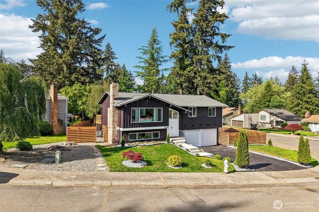 9232 NE 139th Street, Kirkland, WA 98034