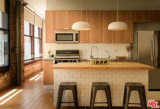 460 S Spring Street 810, Los Angeles, CA 90013