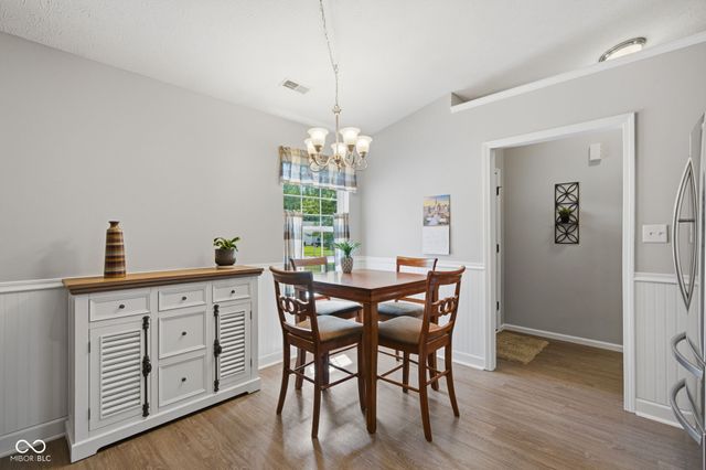 2230 Whitecliff Drive, Indianapolis, IN 46234