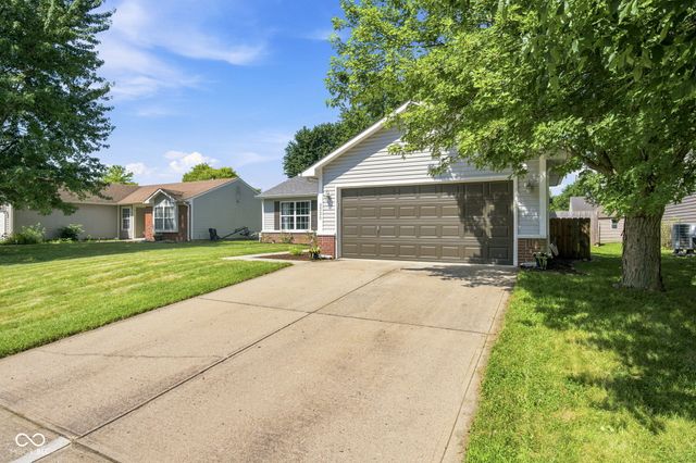 2230 Whitecliff Drive, Indianapolis, IN 46234
