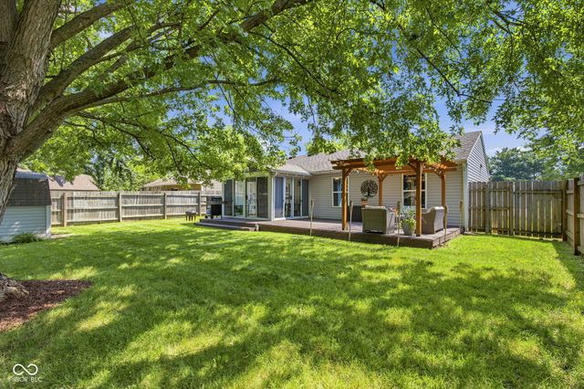 2230 Whitecliff Drive, Indianapolis, IN 46234