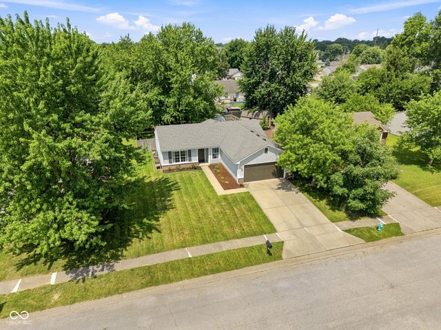2230 Whitecliff Drive, Indianapolis, IN 46234