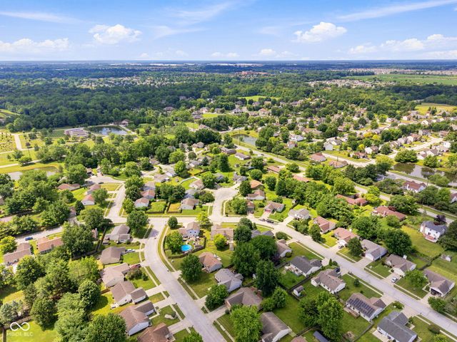 2230 Whitecliff Drive, Indianapolis, IN 46234